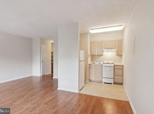2101 Chestnut St APT 314, Philadelphia, PA 19103