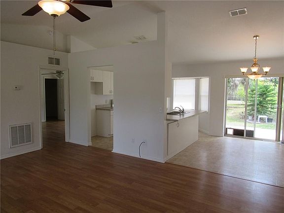 4th image of 655 Jena Dr