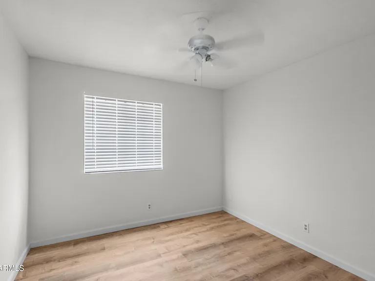 1143 N Ironwood Ct — Photo 10