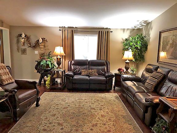 3rd image of 112 Medinah Ave #10112