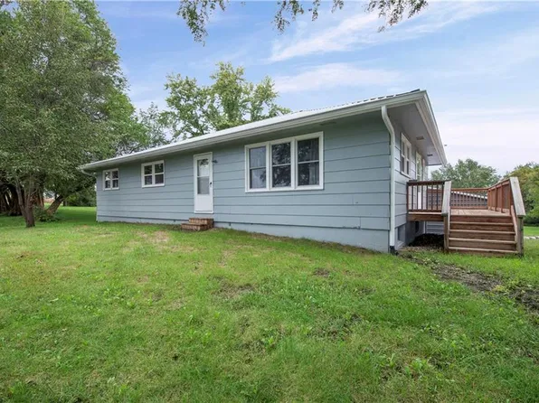 10417 NE Jones Rd, Cameron, MO 64429