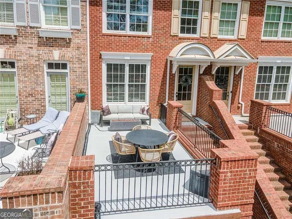 6013 Waters Edge Trl, Roswell, GA 30075