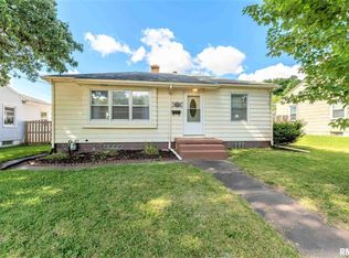 624 S Fairmount St, Davenport, IA