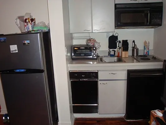 Rented by City Connections Realty | media 25