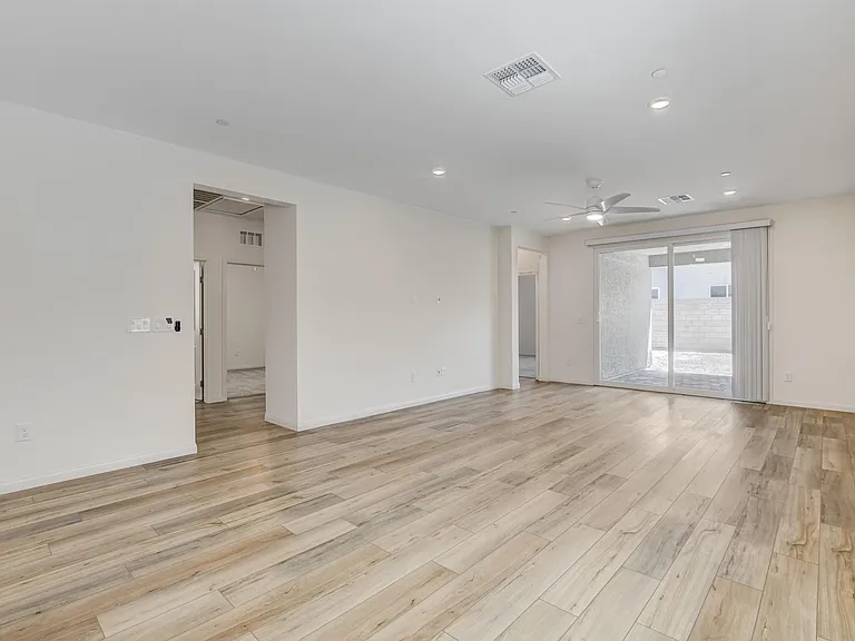 10171 Handline Chute St — Photo 17