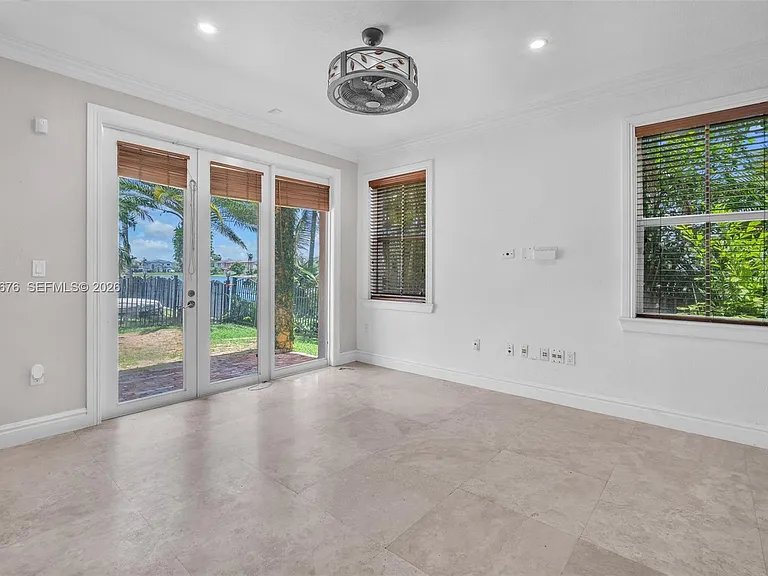 2155 SW 156th Ct — Photo 8