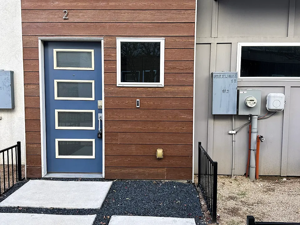 811 E Elmira St #2