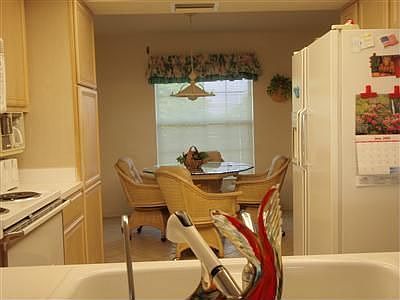 3rd image of 4634 SW 12th Pl APT 219