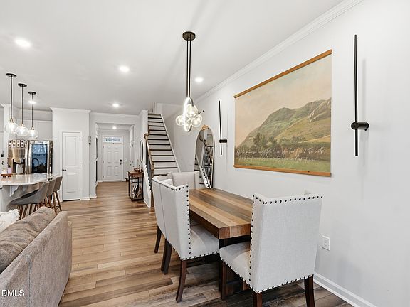 4th image of 144 Velvet Ridge Way