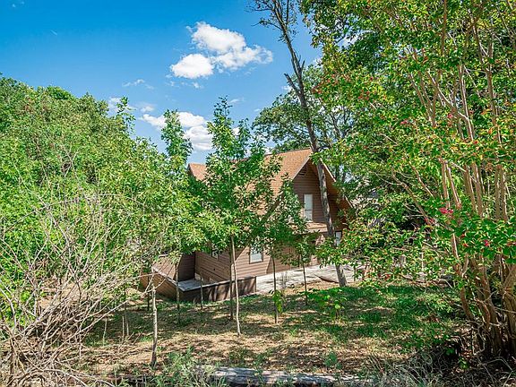 2nd image of 13 Hacienda Dr