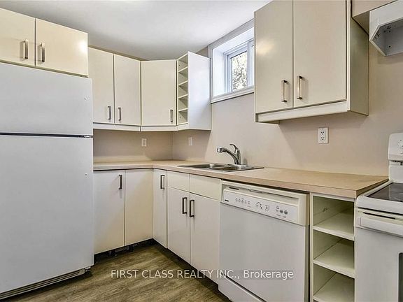 5th image of 24 Fintona Ave #Basement