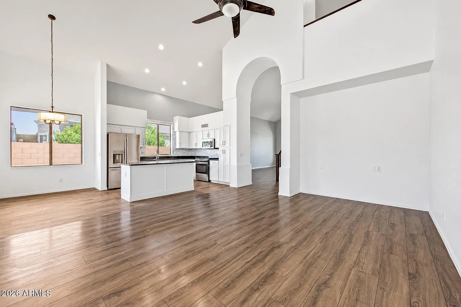 4 bed, 2.5 bath, 3013 sqft, $3,295 — Photo 4