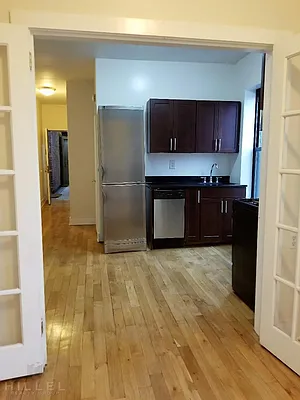 Rented by Hillel Realty Group | media 11