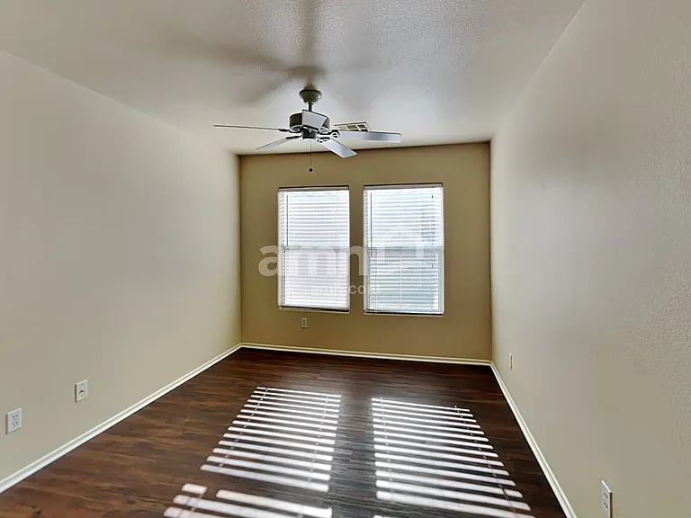 6317 Climbing Vine Ave — Photo 7