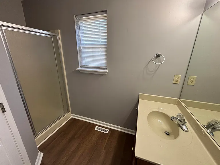 2740 Hayden Park Ln — Photo 9