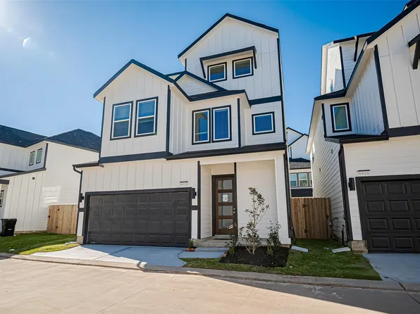 8926 Grovner Pl, Houston, TX 77055