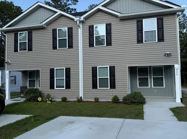 622/626 Rainey Dr, Spring Lake, NC 28390