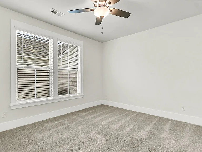 254 Symphony Ave — Photo 23