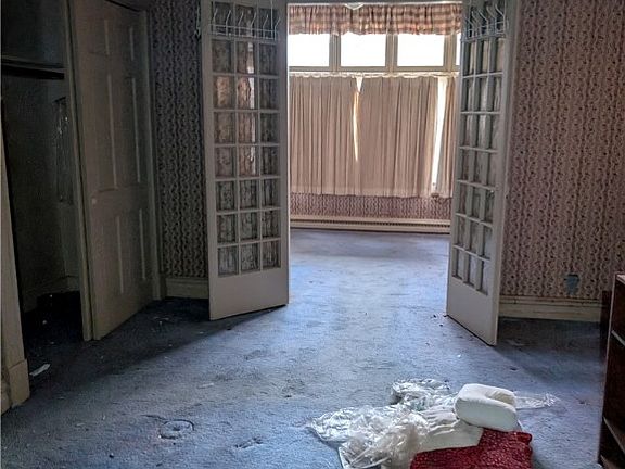 4th image of 251 Middlebrook Rd