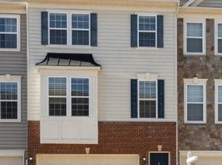 42219 Dean Chapel Sq, Chantilly, VA 20152