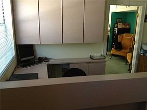 5th image of 930 Hoffner Ave
