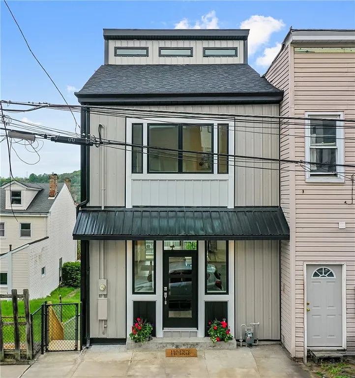 5221 Duncan St photo 1