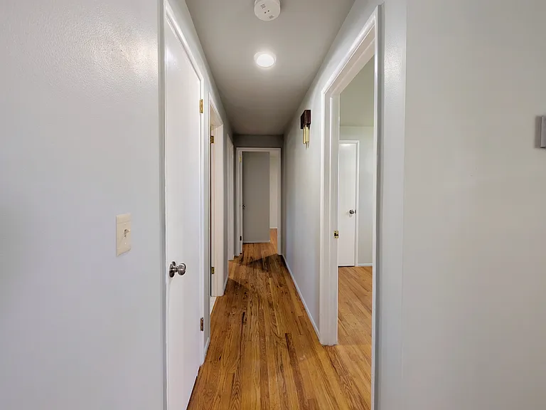1117 NW Oak Ave — Photo 16