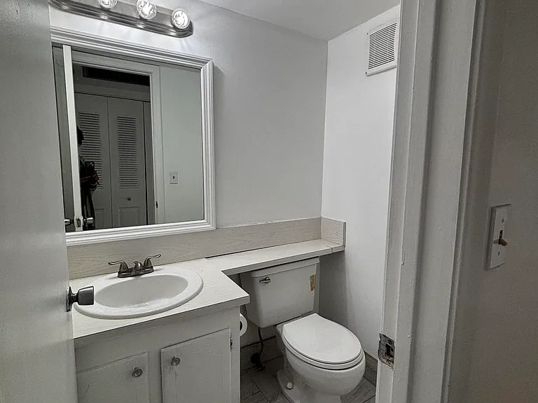 353 Sheffield St E #O — Photo 13
