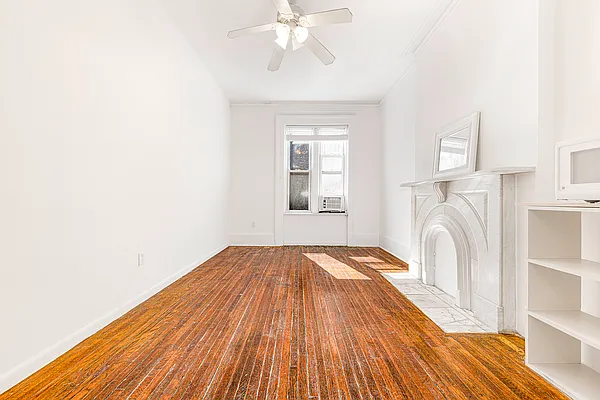 Rented by REAL New York | media 9