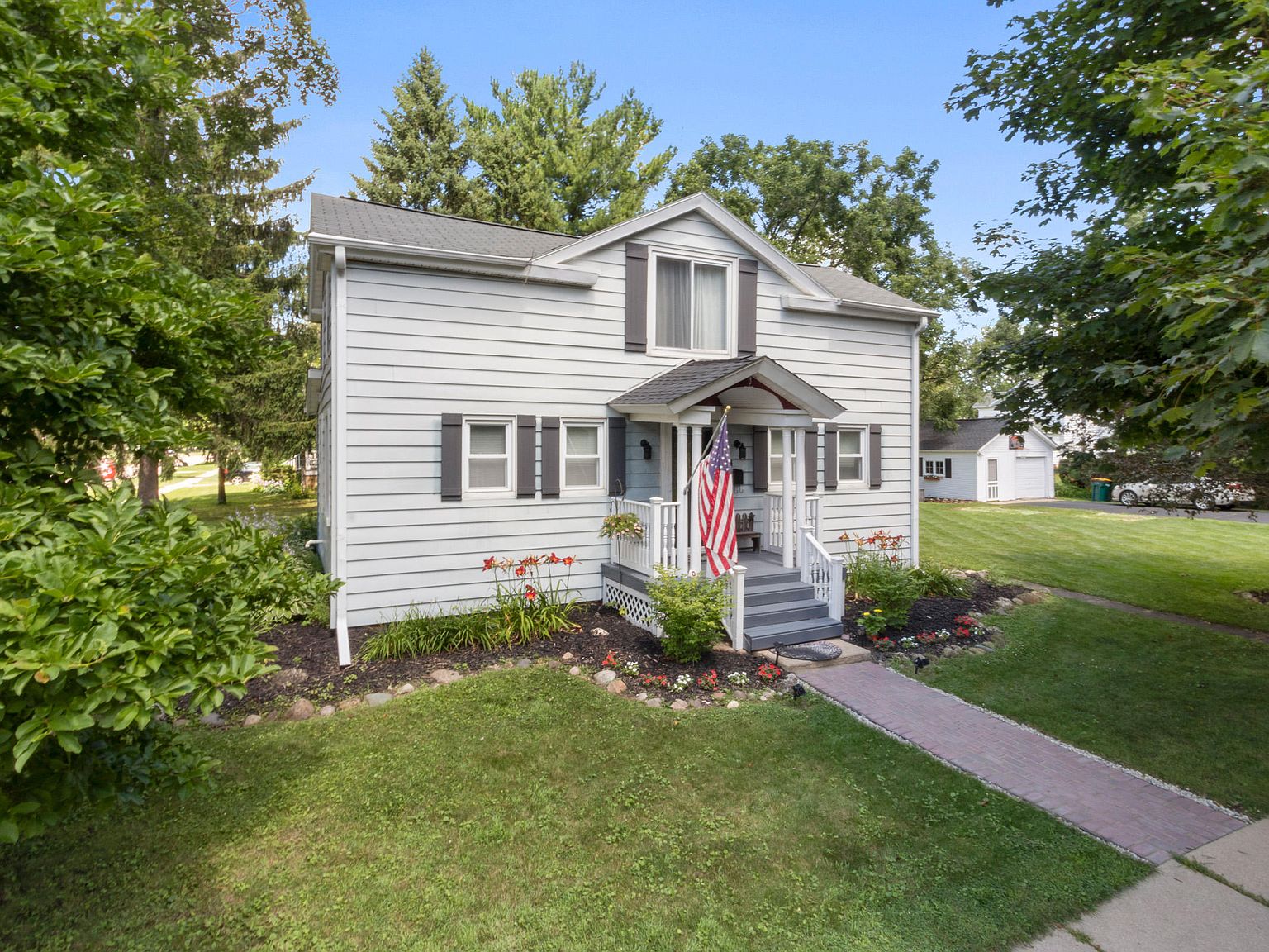 14 W Jefferson St, Elkhorn, WI 53121 Zillow