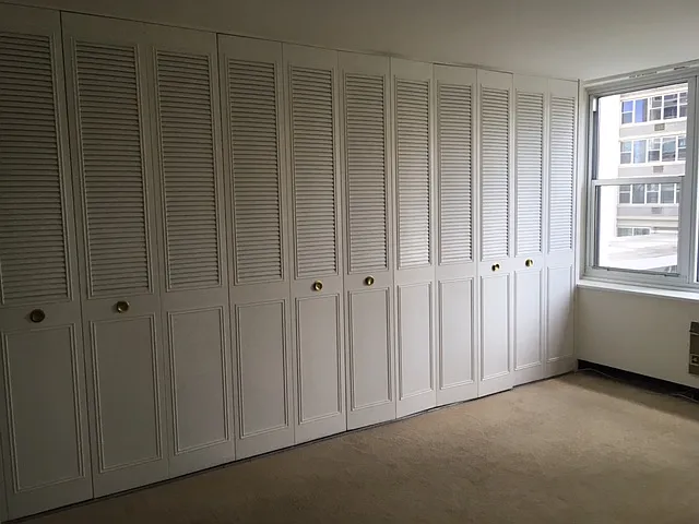 4250 N Marine Dr #329 — Photo 5