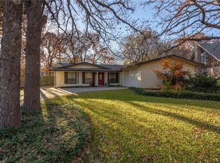 2110 Foxcroft Cir, Denton, TX 76209