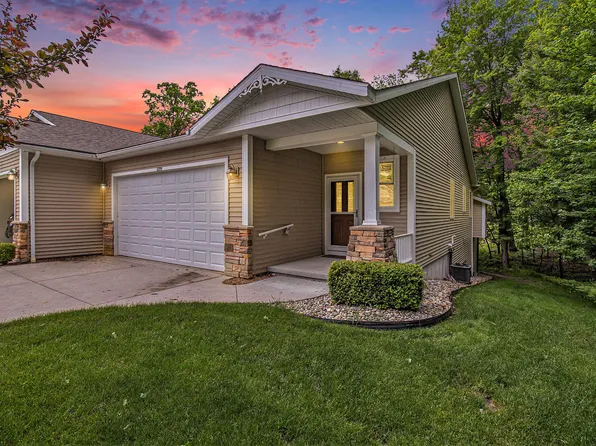 1295 Blue Heron Dr, Ludington, MI 49431