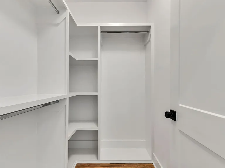 5917 Robertson Ave — Photo 10