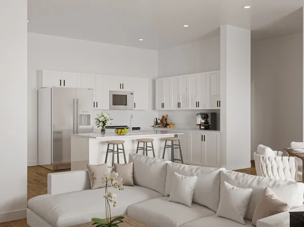 1310 Murphy St #211, Des Moines, IA 50309