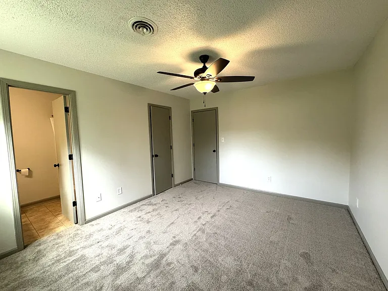 833 Mill River Rd — Photo 13