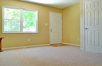 3rd image of 1929 Dandridge Dr