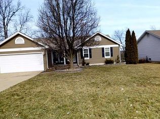 3723 Summit Dr, Saint Charles, MO