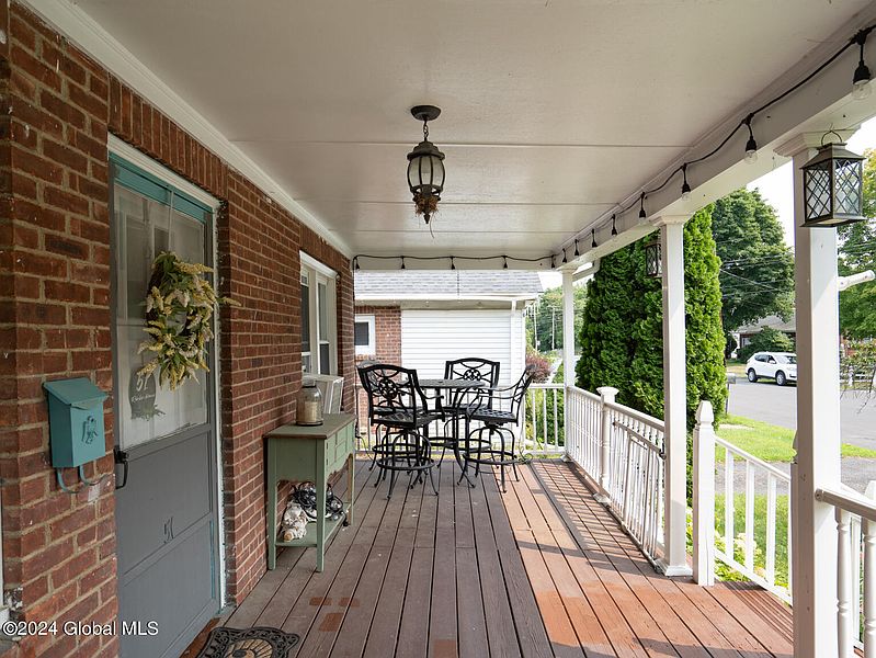 3rd image of 51 Rankin Avenue