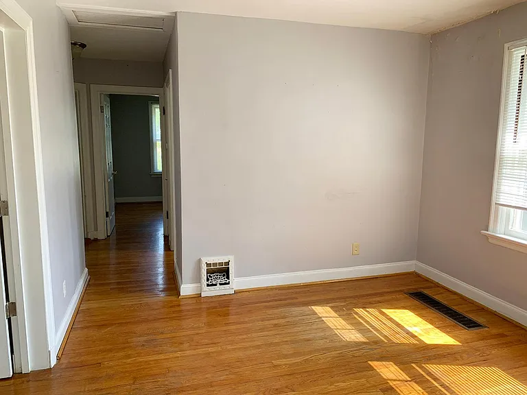 8903 Powell Ave — Photo 24