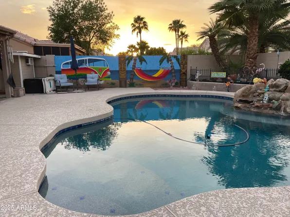 10318 W LUKE Avenue, Glendale, AZ 85307
