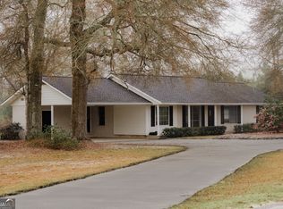 797 Prentiss Rd, Baxley, GA 31513