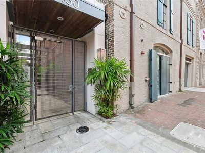 450 Julia St APT 3A, New Orleans, LA, 70130