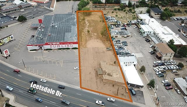 1st image of 6801 Leetsdale Dr