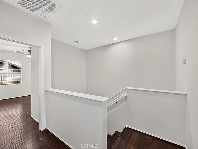 2068 Owens Dr — Photo 18