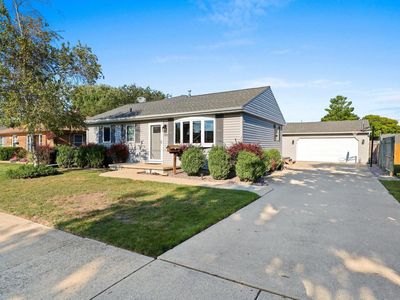 1525 S 25th STREET, Manitowoc, WI, 54220