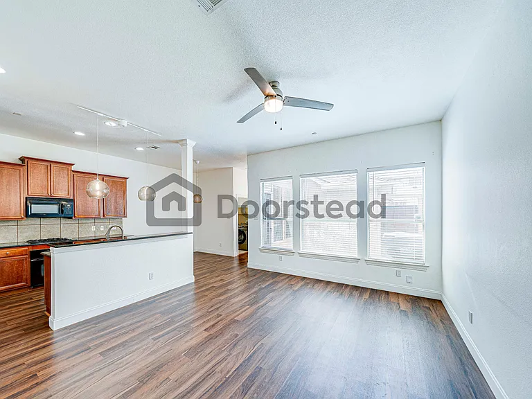 8625 Empire Blvd — Photo 3