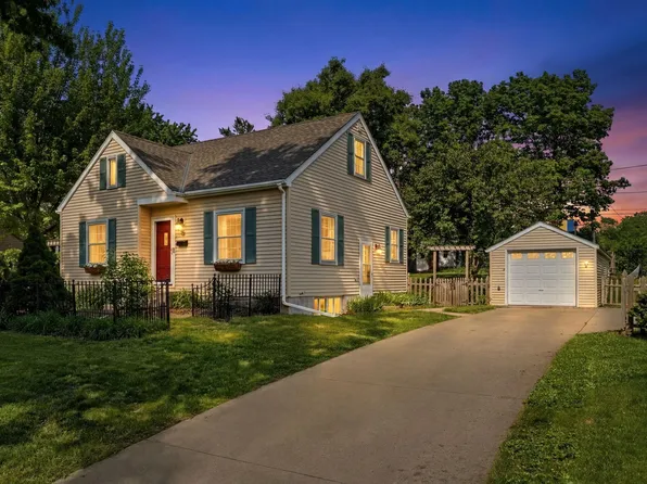133 Park Ln, Hopkins, MN 55343