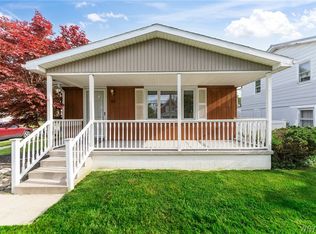 45 W Drullard Ave, Lancaster, NY 14086