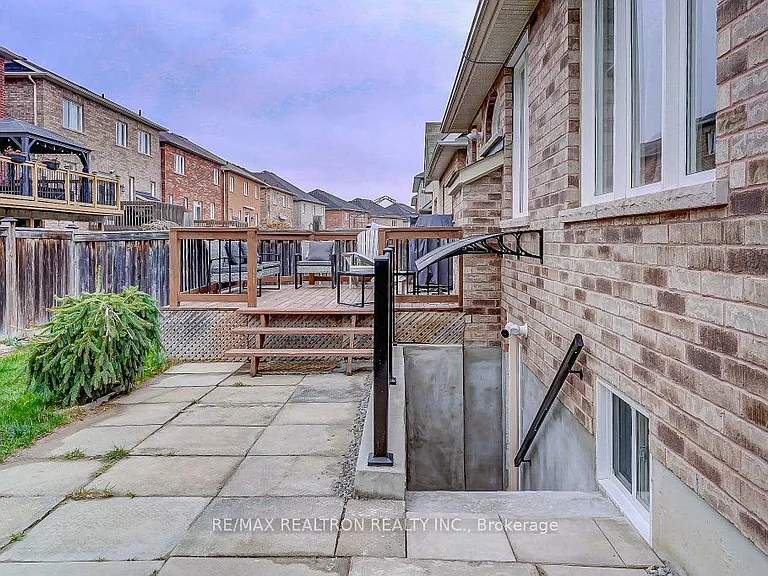 41 Oswell Dr #BSMNT — Photo 3